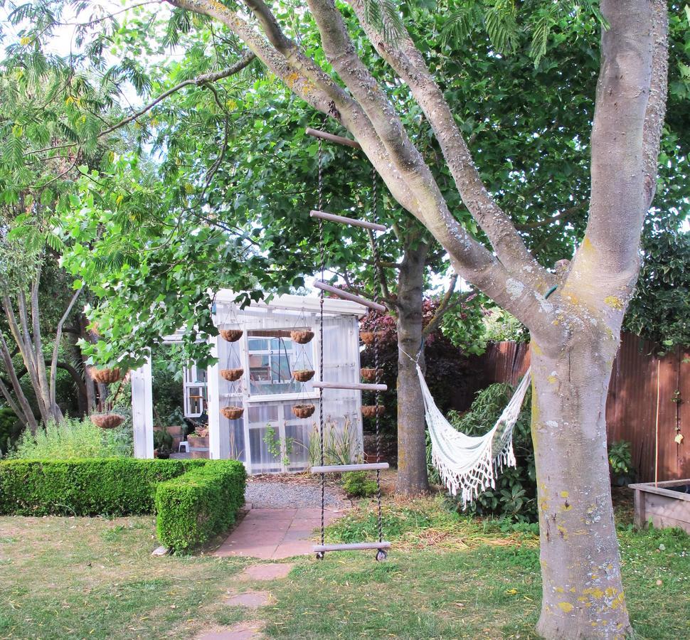 The Old Vicarage Studio Bed & Breakfast Amberley Dış mekan fotoğraf